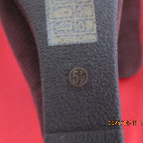 Journee Collection Mylee Wedge Booties $109 - US Size 5 1/2 - Brown - 1412 - Picture 9 of 10